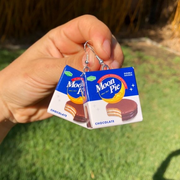 Mystery Mini Brands Earrings - Picture 4 of 4